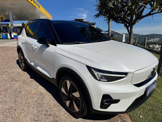 VOLVO XC40 P6 RECHARGE ELECTRIC PLUS VOLVO XC40 P6 RECHARGE ELECTRIC PLUS